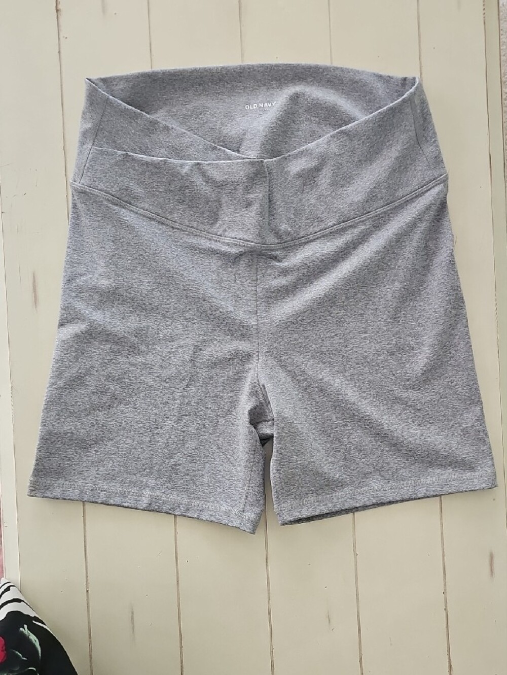 Old Navy "Cloudcomfy" Activewear Light Heather Gray Soft High Waist Bike Shorts